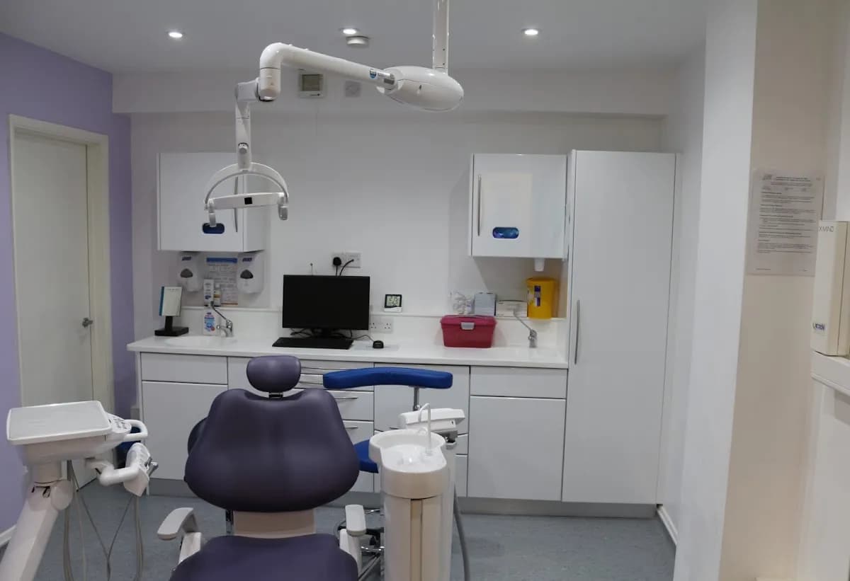 Eyes & Smiles Dental Friern Barnet — photo from their Google listing