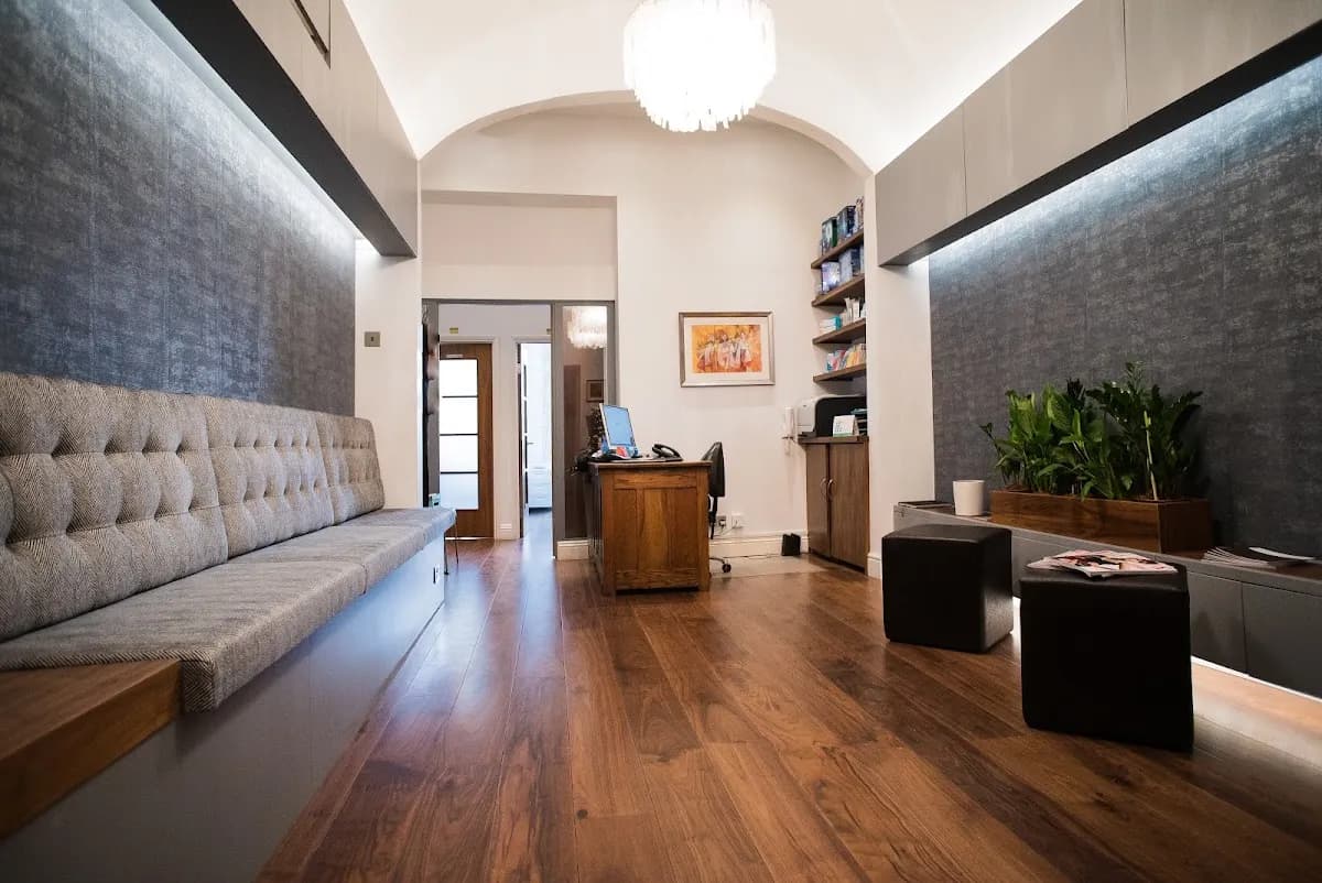 London Smiling Dentist — photo from their Google listing