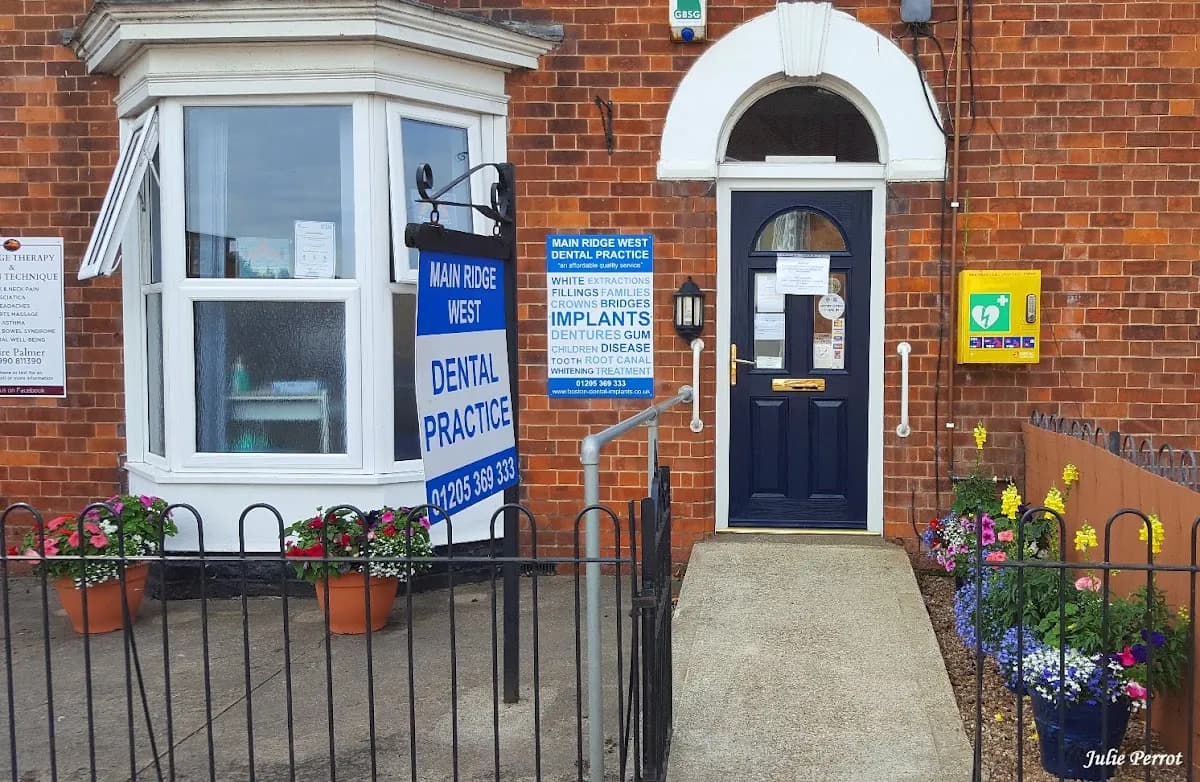 Main Ridge West Dental Practice — photo from their Google listing