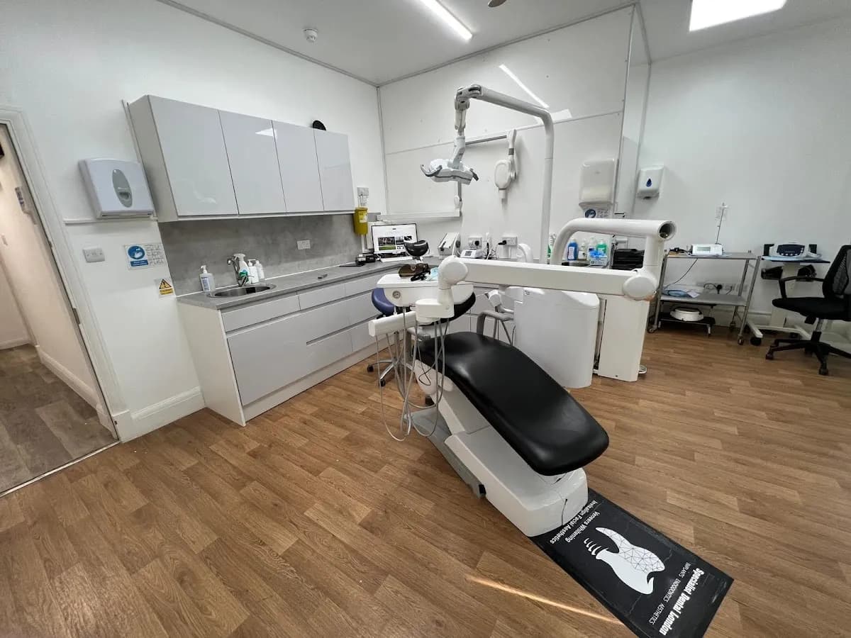 Specialist Dental London — photo from their Google listing