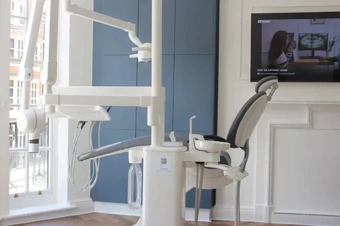 The Harley Street Implant Centre — photo from their Google listing