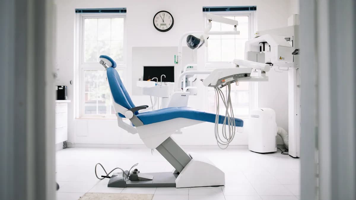 24 hour emergency dentist at Kings Cross Dental — photo from their Google listing