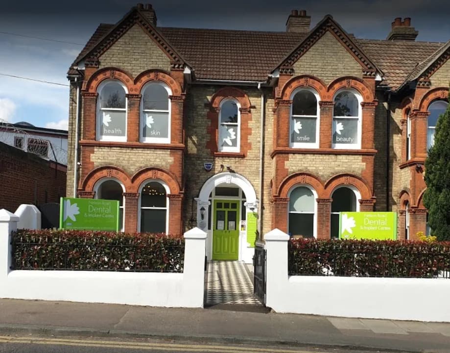 Instant Dental Gillingham | Emergency Dentist — photo from their Google listing